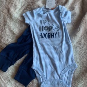 Super cute onesie and pants for baby boys new